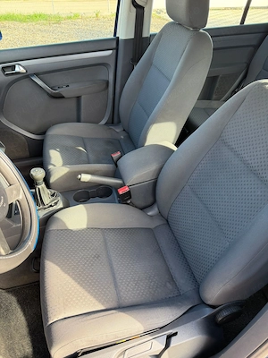 Volkswagen Touran - imagine 5