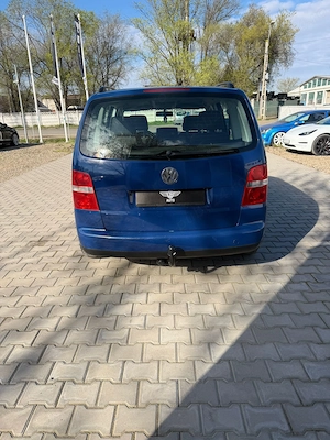 Volkswagen Touran - imagine 2