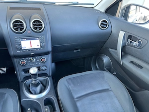 Nissan Qashqai+2 1.6 Diesel 130 CP An 2012 - imagine 15