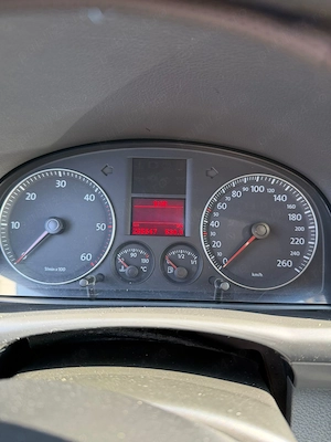 Volkswagen Touran - imagine 10