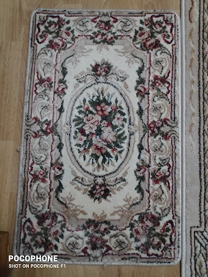 Set Covor de sufragerie și două carpete 