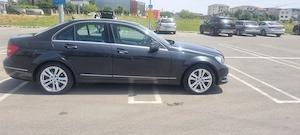 Mercedes-Benz C200 CDI | Automat | Piele | Navigație | Întreținut | Km reali - imagine 2