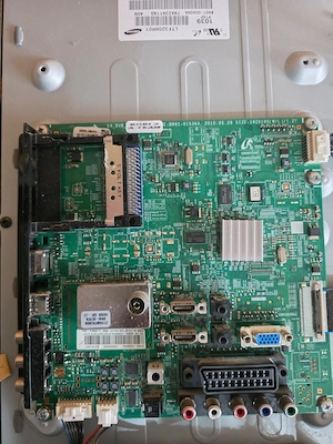 Dezmembrez tv Samsung le32c530f1w - imagine 5