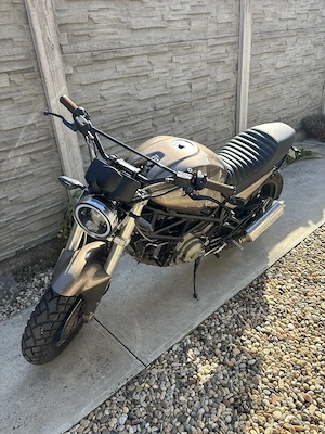 Vand Ducati Monster modificat Scrambler. - imagine 6