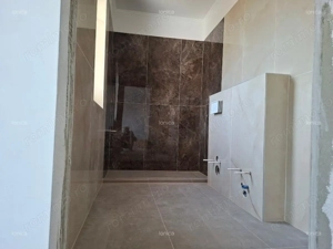 DUMBRAVITA-DUPLEX | 5 CAM | 3 BAI | BALCON | CURTE | TERASA ACOPERITA | 2xPARCARE - imagine 2