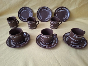 Set cescute cu farfurii din ceramica fina pentru espresso - pictate - imagine 2
