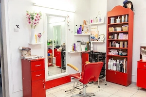 Coafura manichiura frizerie posturi - imagine 4