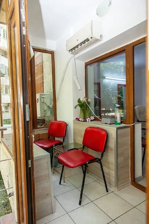 Coafura manichiura frizerie posturi - imagine 5