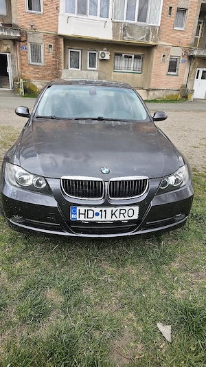 BMW seria 3  - imagine 4