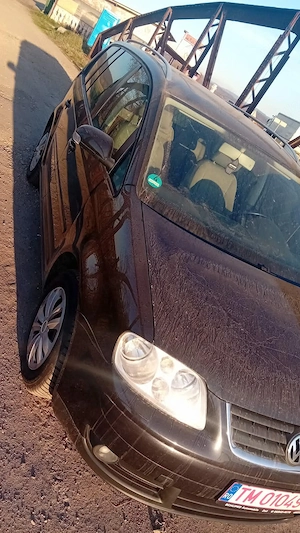Volkswagen Touran - imagine 9