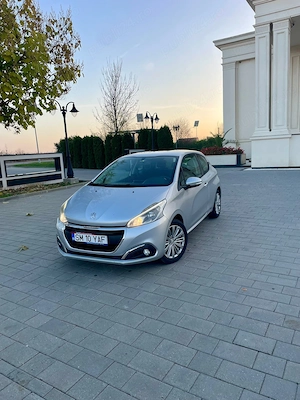 Peugeot 208 Benzina 2015