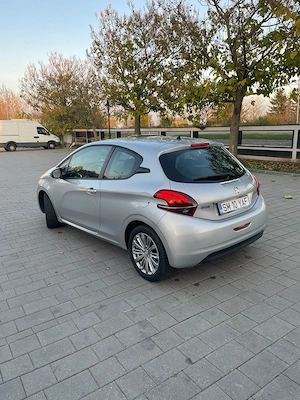 Peugeot 208 Benzina 2015 - imagine 3