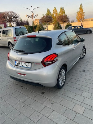 Peugeot 208 Benzina 2015 - imagine 4