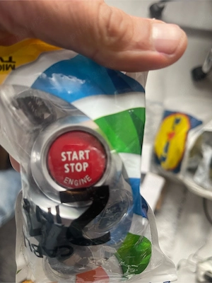 Grile radiator,manete schimbator.capace jante, buton pornire E60 E90  - imagine 3