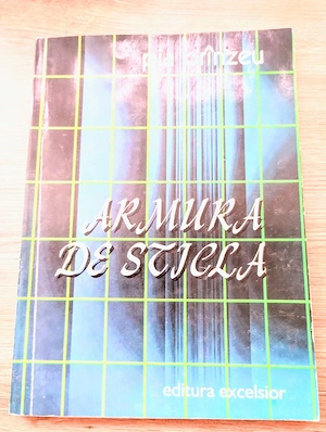 Carte nouă Armura De Sticlă de Pia Brânzeu