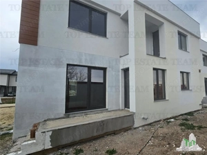 Vila 5 camere stil mediteranean in Chiajna - imagine 9