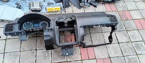 vand piese vw Touran 2006 - imagine 2