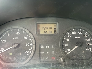 Logan 1.4 MPI 2007 - imagine 10