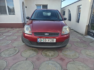 Ford Fiesta 2007. Provenienta RO.14 TDCI.Economicul 4,5%.Perfecta stare!Pret 1300Euro - imagine 3