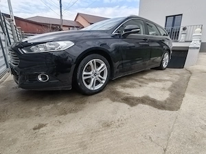 Unic proprietar vand Mondeo diesel