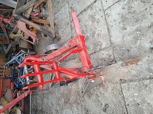 Plug agricol cu 2 trupite pentru tractor UTB 445 - imagine 3