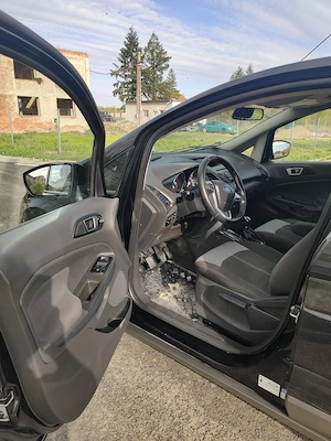 Vând Ford Ecosport 1.0,an 2015 euro 6 - imagine 4