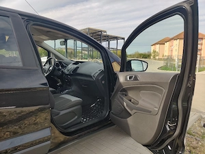 Vând Ford Ecosport 1.0,an 2015 euro 6 - imagine 6