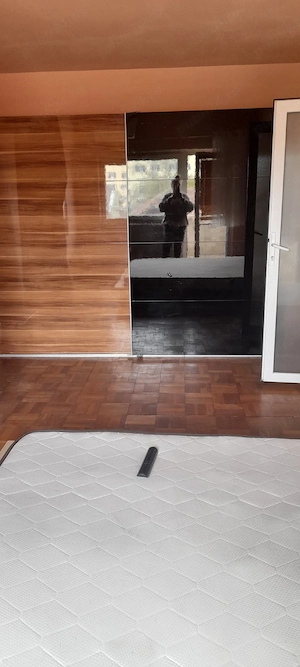 vand apartament 3 camere pret bun! - imagine 10