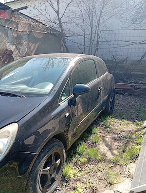 Dezmembrez Opel Corsa D,in 2usi - imagine 4