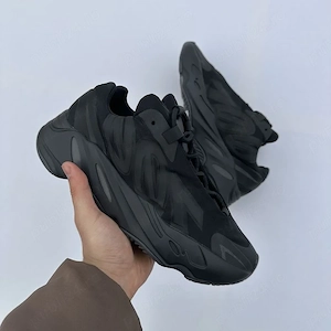 Pantofi Sport Adidas Yeezy Boost 700 MNVN- 100% originali