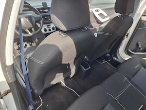 Peugeot 208 1.0i an 2015 - imagine 6