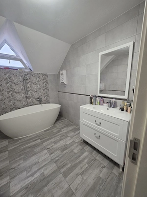 vand apartament 115mp la casa, ETAJ 1, spatios, modern si in zona liniștită. - imagine 5