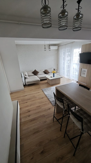 Apartament cu 3 camere, 91,44mp, bloc nou - imagine 3