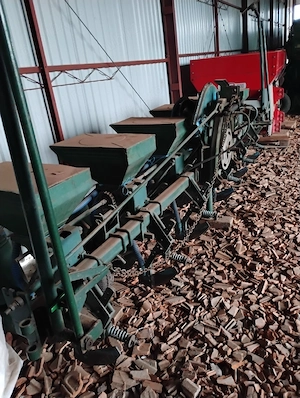 Semănătoare de porumb si Floarea soarelui - imagine 4