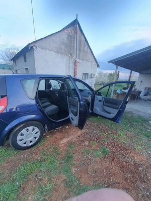 Vând Renault Megane scenic 1.6 ..16v benzina .af 2003 pe 2004 adus recent din Germania acte val brși