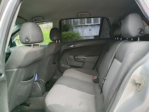 Opel Astra H 2012 - imagine 5