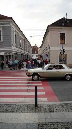 Mercedes c123 230 coupe 1981 - imagine 3