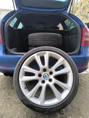 Skoda Octavia VRS - imagine 4