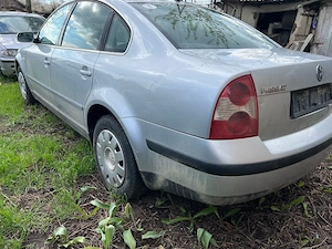 dezmembrez 1.6 benzina - imagine 2