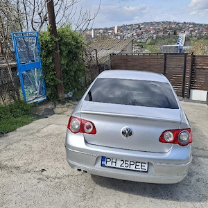 Volkswagen Passat - imagine 9