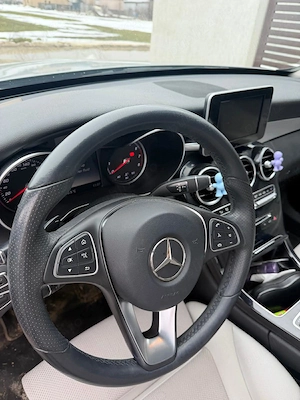 Vând Mercedes-Benz C-Class C200 - imagine 9