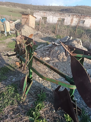 Plugede vanzare - imagine 3