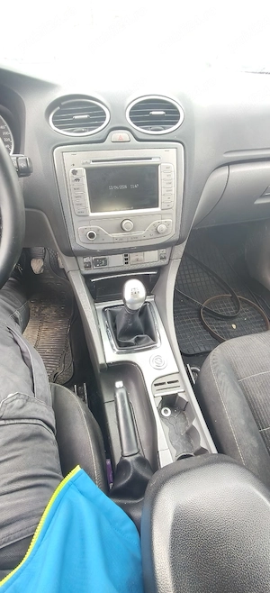 ford focus 1.6 benzina motor defect - imagine 8