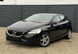 Volvo V40 2018 euro 6 2.0d - imagine 4