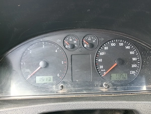 Volskwagen T5 Transporter LWB (ampatament lung) 1.9 TDI - imagine 9