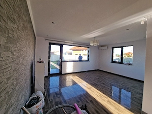 Inchiriez vila la Sacalaz in cartier Europa  - imagine 3