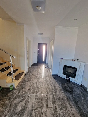 Inchiriez vila la Sacalaz in cartier Europa  - imagine 5