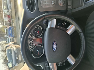 Ford Focus Facelift 1,8 benzină  - imagine 16