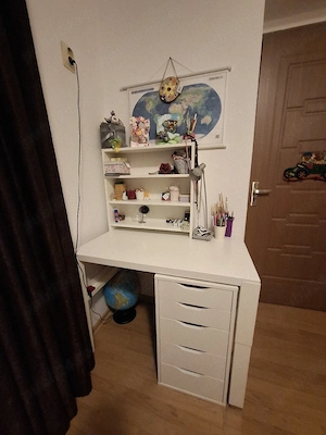 Ansamblu IKEA: birou etajera comoda sertare 