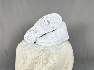 Pantofi Sport Air Jordan 1 Mid Albi Full White Clasic-100% Originali - imagine 2